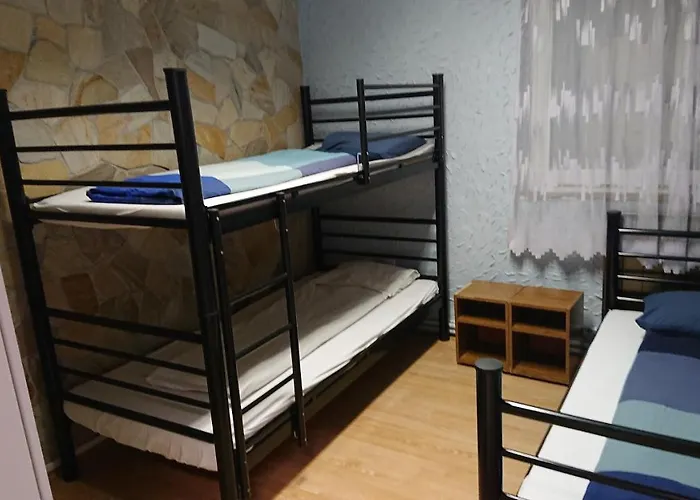 pillangó munkásszálló
