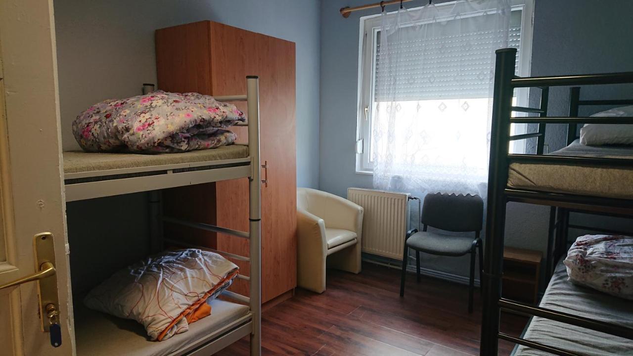 Hostal Pillangó Munkásszálló